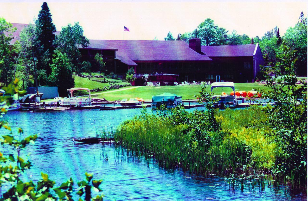 Lakewoods Resort & Golf Namekagon Bagian luar foto